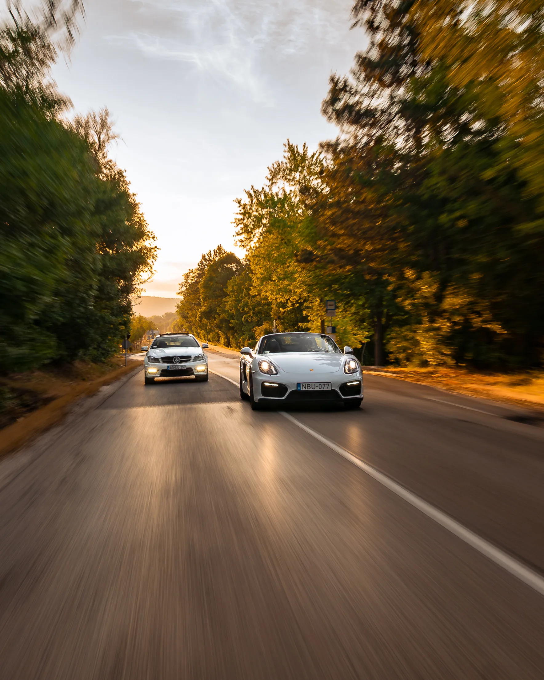 Mercedes-AMG C 63 / Porsche 718 Boxster GTS, frame 1