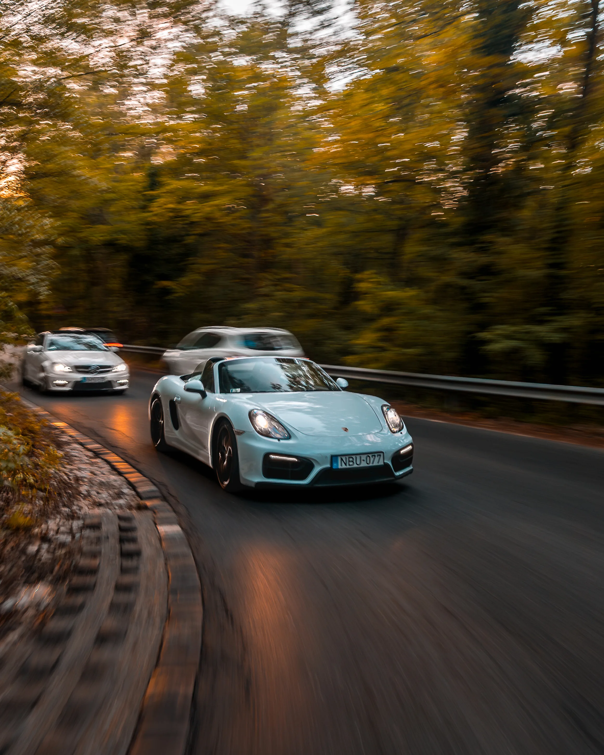 Mercedes-AMG C 63 / Porsche 718 Boxster GTS, frame 5