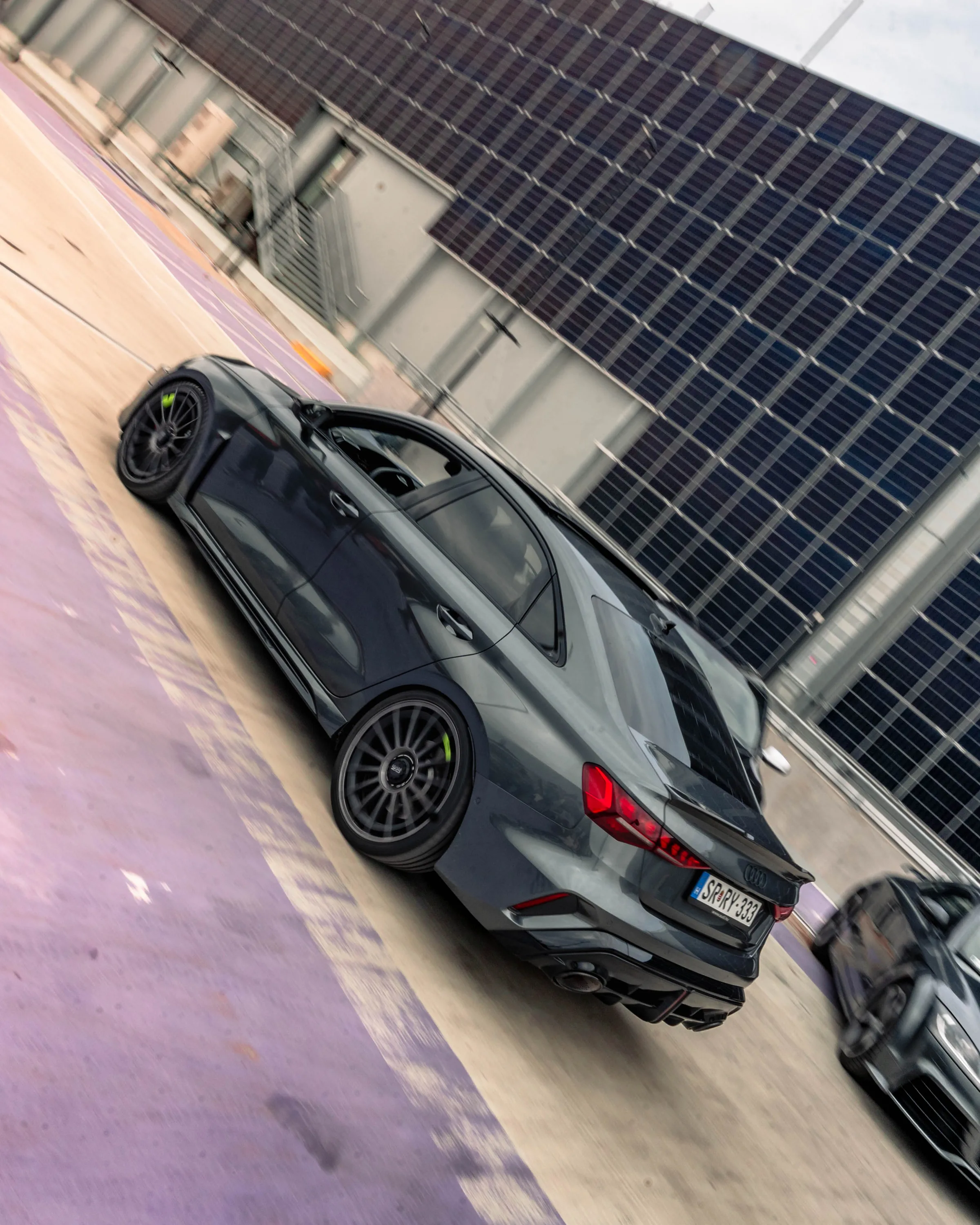 Audi RS, frame 17