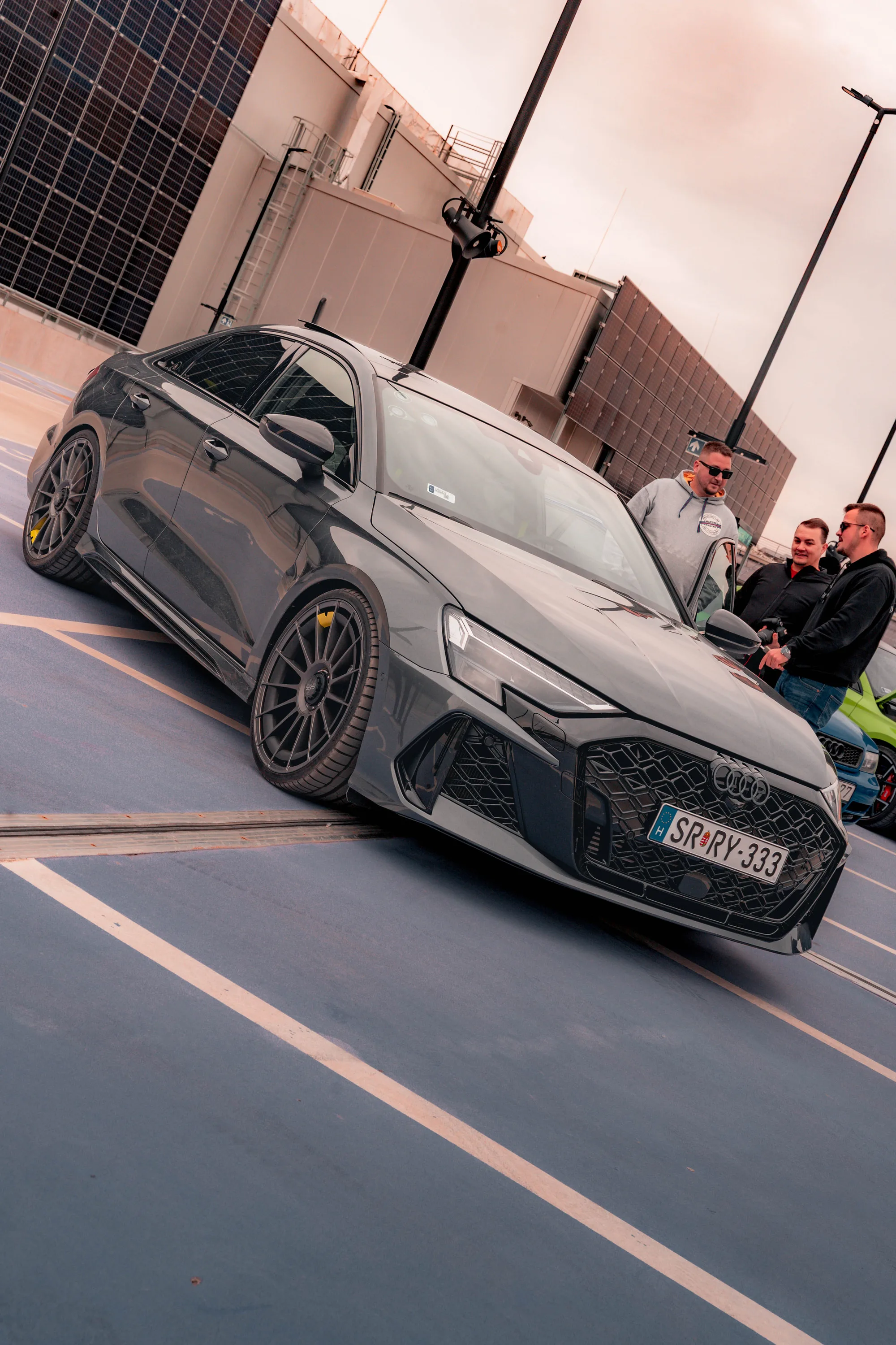 Audi RS, frame 4